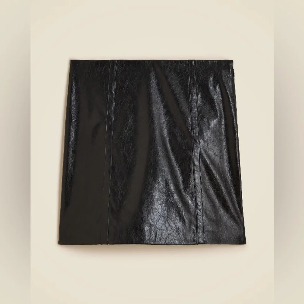 J.Crew Tall Mini skirt in distressed faux leather CN812